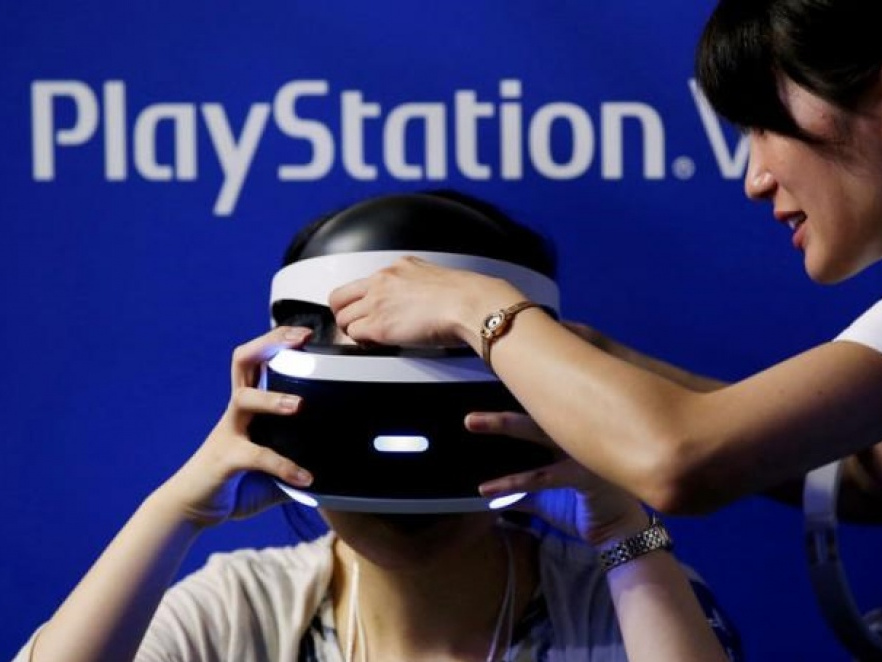 Sony bước vào cuộc đua thực tế ảo với kính PlayStation VR