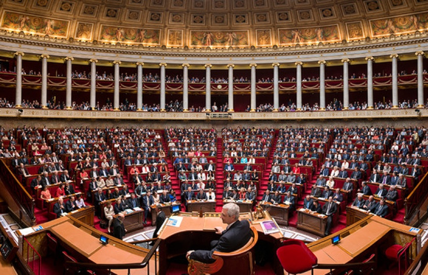 Pháp thông qua dự luật chống khủng bố mới