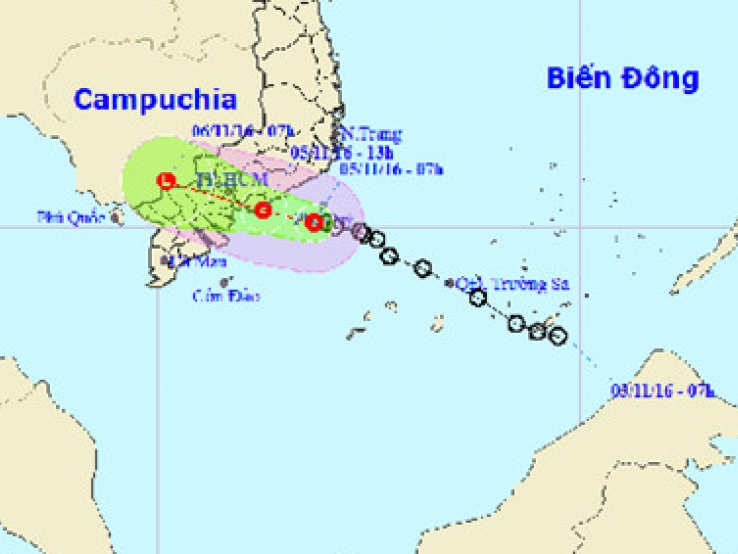 Áp thấp nhiệt đới tiến sát bờ biển, Nam Bộ có mưa rất to