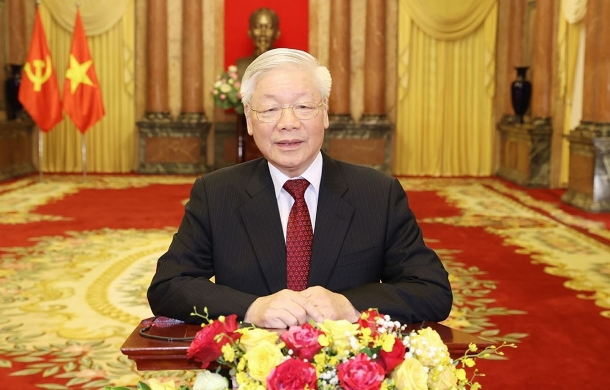 Party chief stresses importance of building more and more powerful Viet Nam