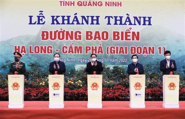 PM attends inauguration of major transport projects in Quang Ninh