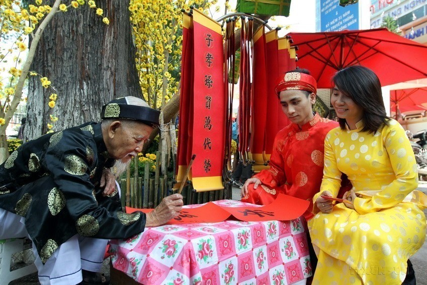 Vietnamese traditional calligraphy during Tet