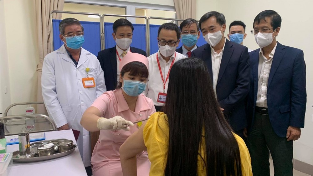 Viet Nam starts human trials of second homegrown COVID-19 vaccine