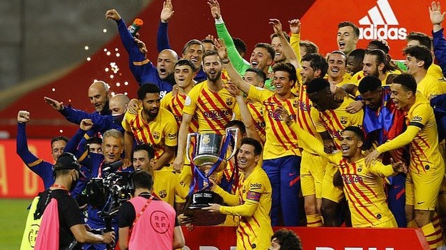 Messi lập cú đúp giúp Barcelona giành chức vô địch Cúp Nhà vua