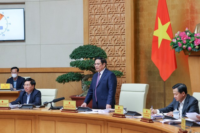 Prime Minister Pham Minh Chinh speaks at the cabinet meeting. (Source: VGP)