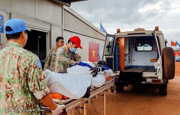 Vietnamese peacekeepers in South Sudan successfully give first aid to stroke patient