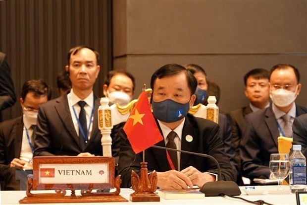 Viet Nam stresses importance of maritime and aviation security in East Sea at ADSOM+