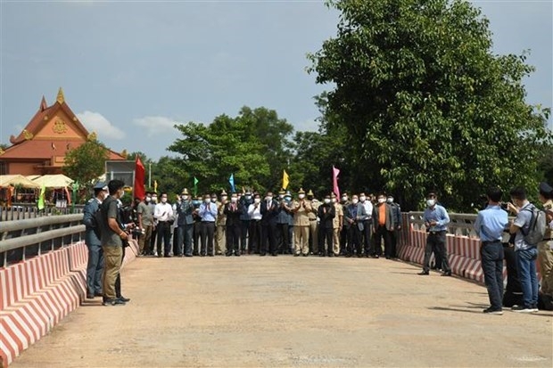 The Tan Nam (Vietnam’s Tay Ninh province)- Meun Chey (Cambodia’s Prey Veng province) international border gate pair was officially opened on May 31.