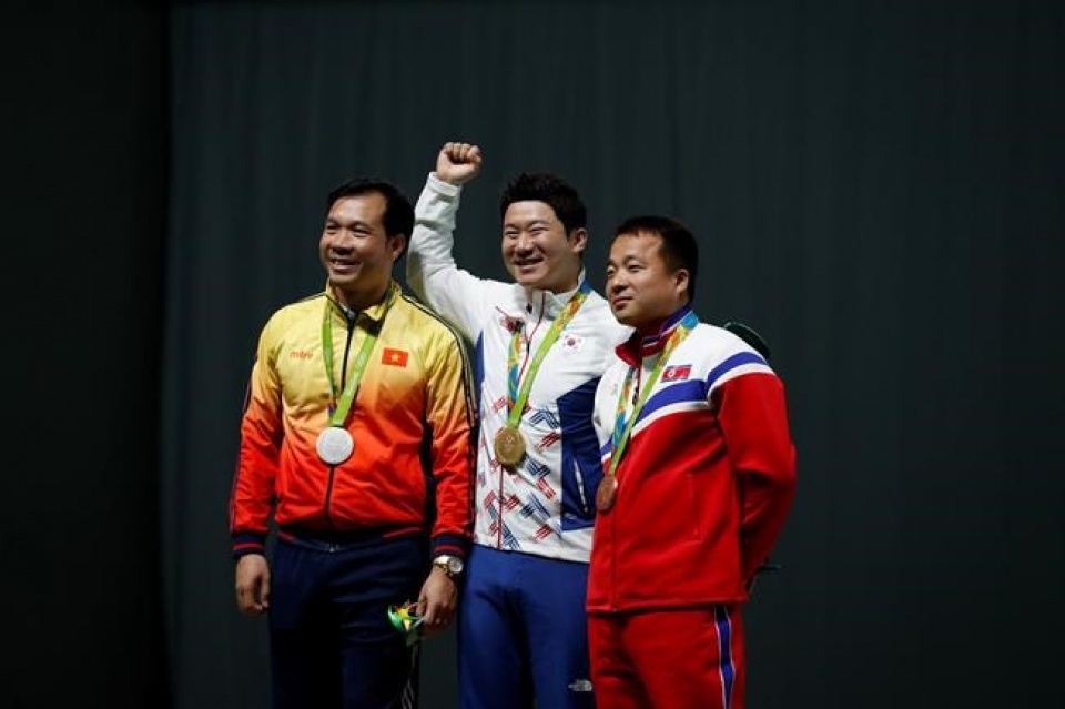 Hoàng Xuân Vinh lập thêm kỳ tích tại Olypmic 2016