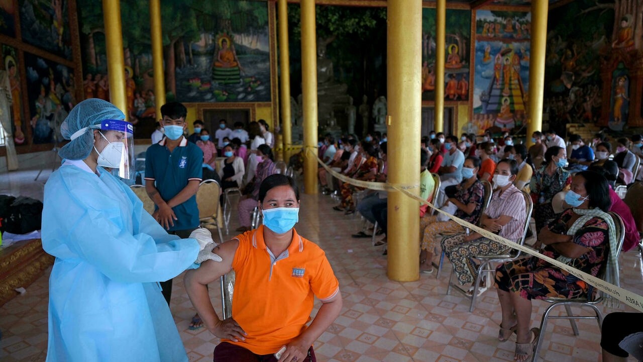 Covid-19: Campuchia triển khai tiêm vaccine cho trẻ em từ 12-17 tuổi