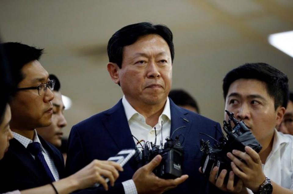 Hàn Quốc đề nghị bắt giữ Chủ tịch tập đoàn Lotte