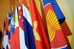 Tin tức ASEAN buổi sáng 24/9: Indonesia lại lập kỉ lục số ca nhiễm Covid-19; ASEAN tăng cường hợp tác quốc phòng, an ninh