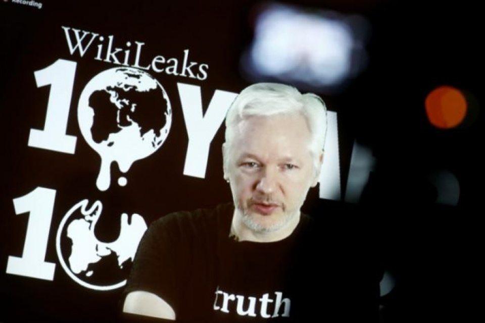Người sáng lập Wikileaks dọa công bố 1 triệu tài liệu mật