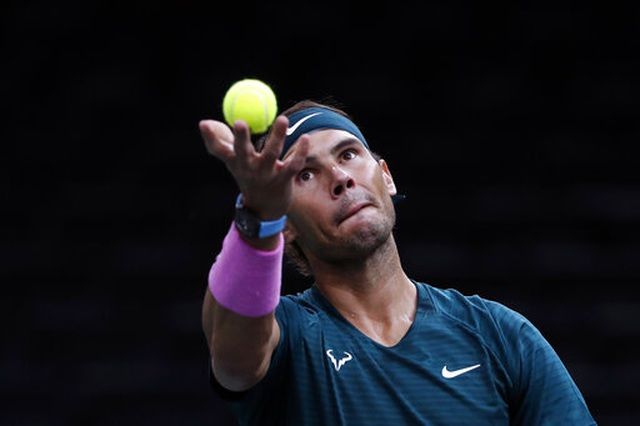 Nadal thua Zverev, tan mộng vô địch Paris Masters 2020