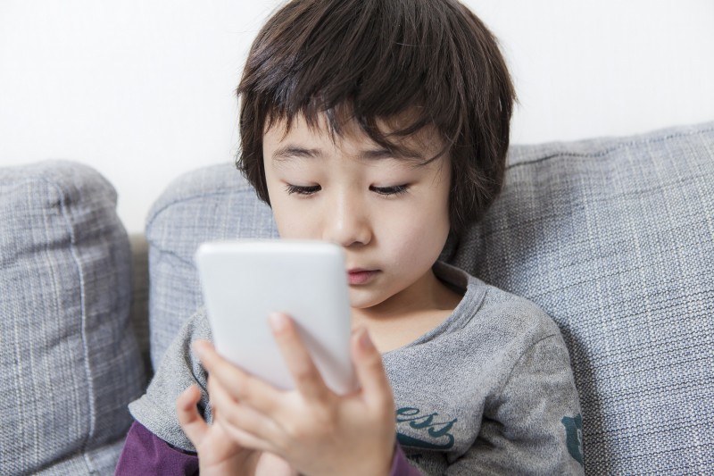 Trẻ em Đông Nam Á “nghiện” smartphone hơn trẻ em Mỹ
