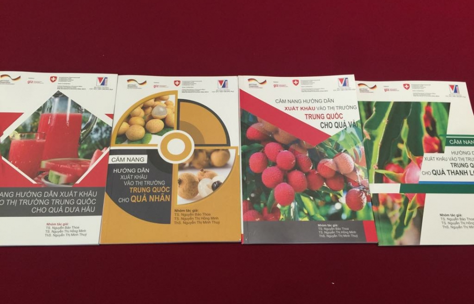 Ra mắt Cẩm nang hỗ trợ doanh nghiệp xuất khẩu trái cây sang Trung Quốc