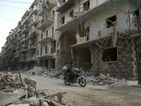15 binh si thiet mang trong hai vu danh bom o aleppo syria