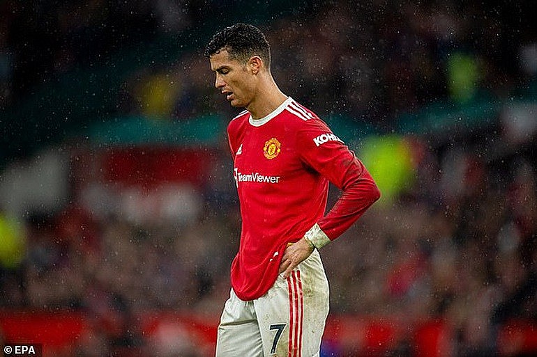 Khi 'siêu nhân' C.Ronaldo mệt mỏi rã rời