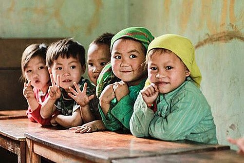 Ra mắt dự án cải thiện dinh dưỡng cho trẻ em nghèo