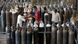 Mỹ tung 'phao cứu sinh' giúp Ấn Độ hạ nhiệt 'cơn khát' oxy