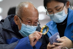 Người già Trung Quốc gần như bị 'bỏ rơi' trong cuộc cách mạng công nghệ số