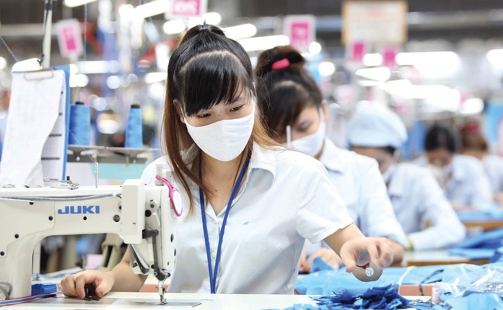 14. Số 15. Duy trì đà tăng trưởng xuất khẩu trước cú sốc Trung Đông
