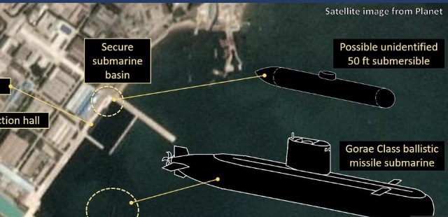 Triều Tiên có tàu ngầm bí mật mới?