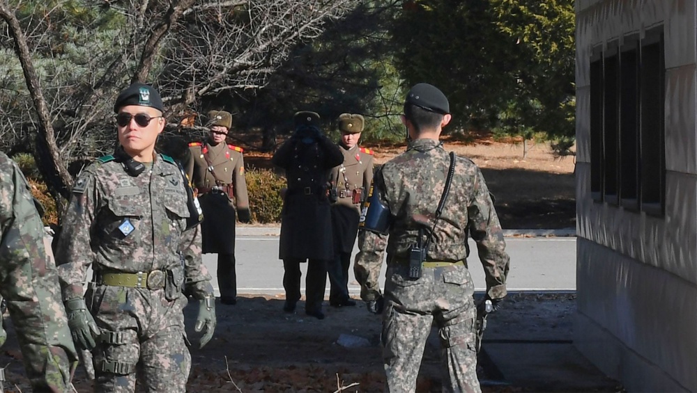 Sau nhiều hành động đe dọa, nhà lãnh đạo Triều Tiên quyết định dừng các kế hoạch quân sự nhằm vào Hàn Quốc