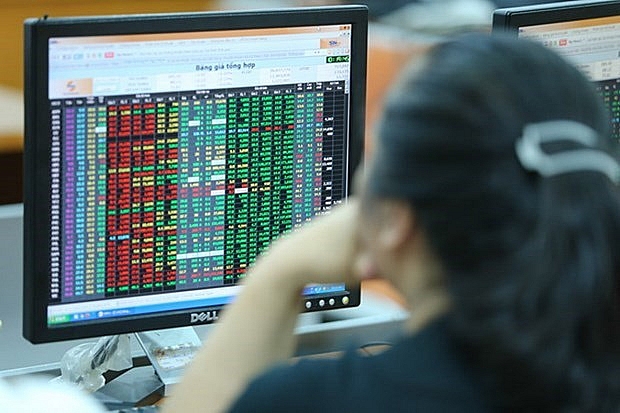 Thị trường chứng khoán ngày 9/6: VN-Index hồi 15 điểm, HSX bất ngờ 'sập nguồn'