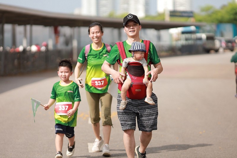 500 vận động viên tham gia Giải chạy Sói Biển, lan tỏa giá trị Ngày Gia đình Việt Nam