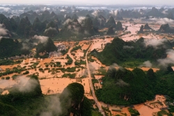 Trung Quốc nâng mức ứng phó khẩn cấp lũ ở lưu vực sông Dương Tử