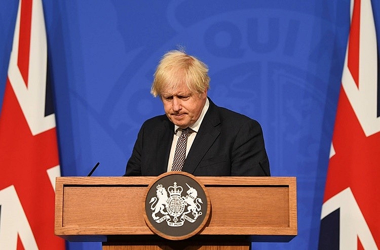 Thủ tướng Anh Boris Johnson và canh bạc Covid-19 đầy rủi ro