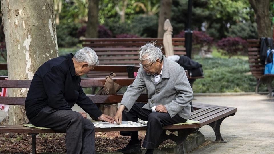 Già hóa dân số khiến bất động sản, dịch vụ chăm sóc người cao tuổi Trung Quốc 