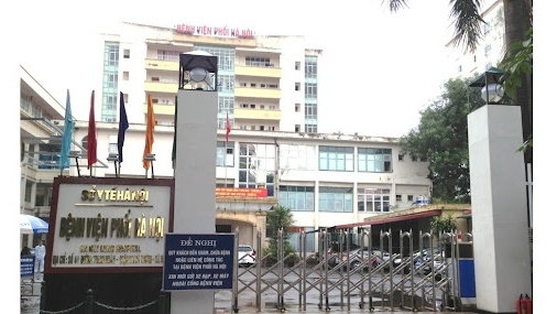 Bệnh viện Phổi Hà Nội dừng tiếp bệnh nhân do phát hiện 14 trường hợp dương tính