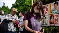 Hàng dài người dân Nhật Bản đặt vòng hoa, tiếc thương cố Thủ tướng Abe Shinzo