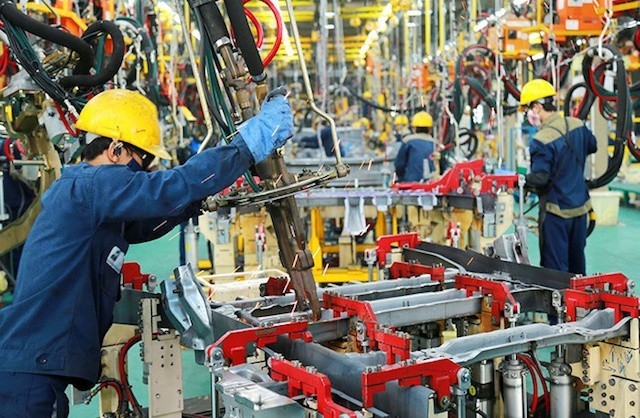 Việt Nam nổi lên trong lĩnh vực sản xuất, ngày càng cạnh tranh vị thế với Ấn Độ