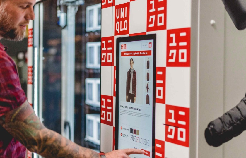 Uniqlo sắp ra mắt máy bán quần áo tự động