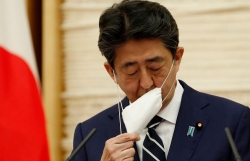Thủ tướng Abe Shinzo lần đầu nhập viện sau khi tuyên bố từ chức