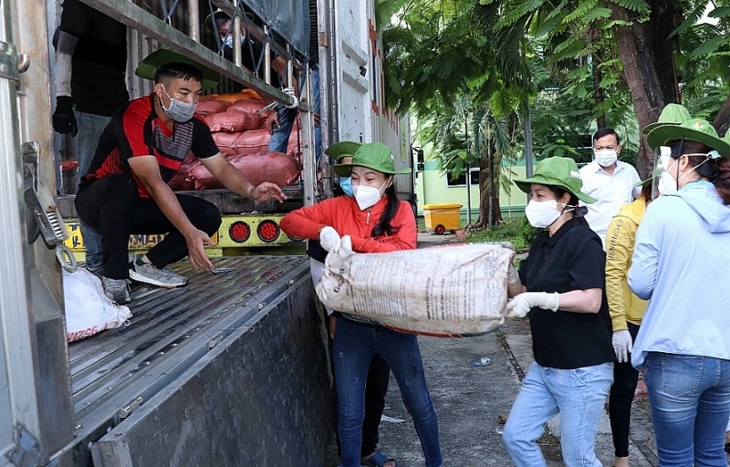 TP. Hồ Chí Minh không để tăng giá đột biến hàng hóa thiết yếu