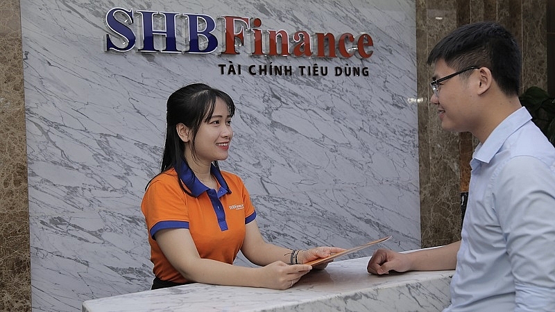 Ngân hàng bán công ty tài chính tiêu dùng: 'Trâu chậm' hái tỷ USD