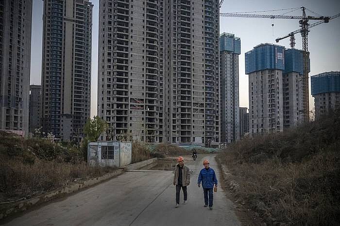 Bóng ma khủng hoảng nhà đất vẫn 'ám ảnh' kinh tế Trung Quốc