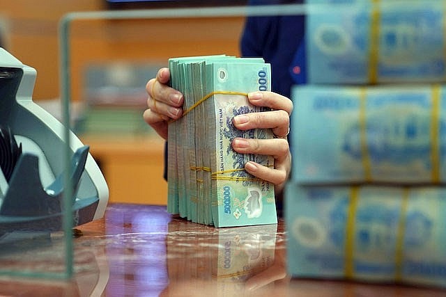 Ứng xử với tiền tệ và tài khóa khi lạm phát Việt Nam thấp bậc nhất thế giới