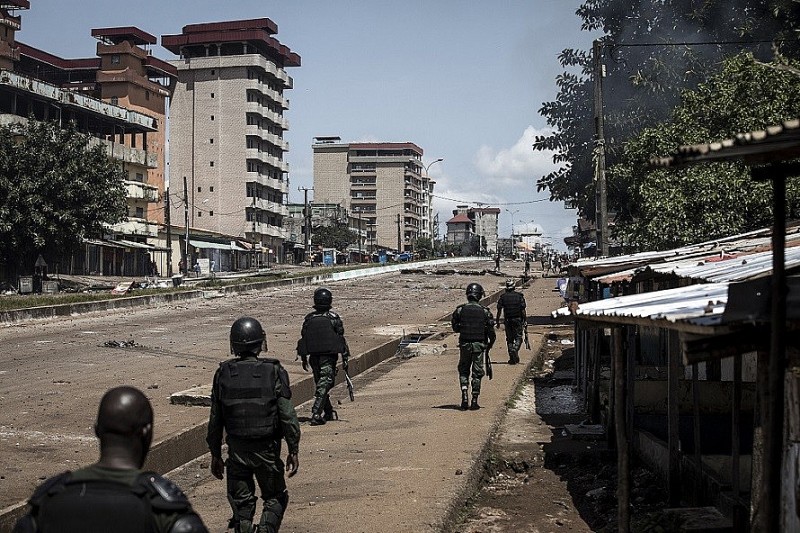 Đấu súng dữ dội tại thủ đô Guinea