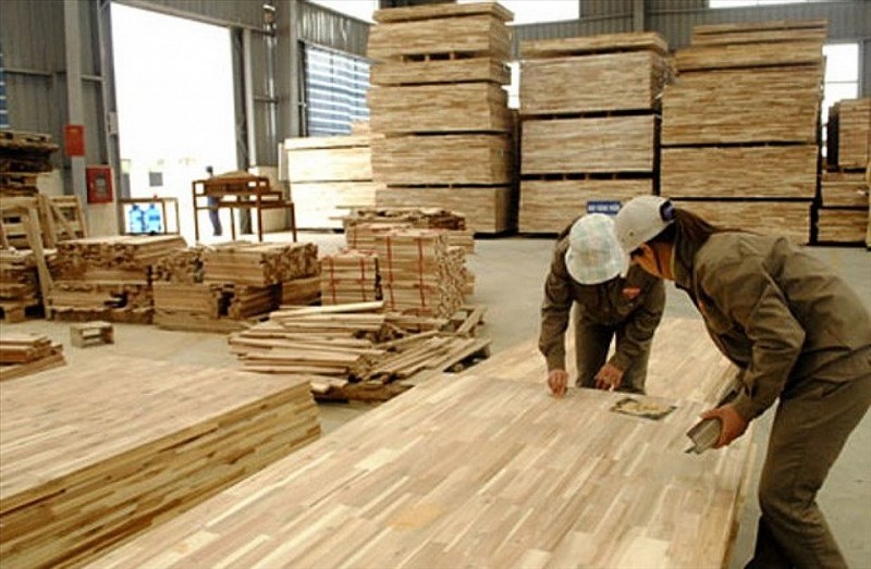 Hoa Kỳ gia hạn kết luận điều tra lẩn tránh thuế chống bán phá giá gỗ dán từ Việt Nam