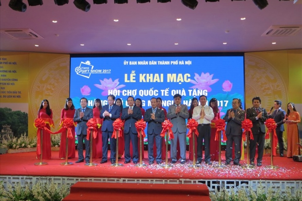 khai mac hanoi gift show 2017