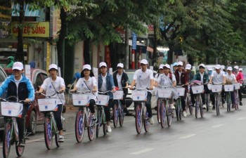 Gần 200 thanh niên đạp xe hưởng ứng Tháng Phòng chống cháy nổ