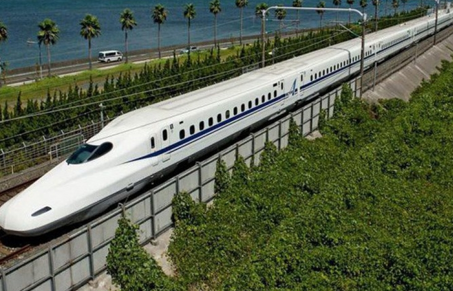 Công ty Pháp muốn phát triển tàu điện ngầm, đường sắt cao tốc tại Việt Nam