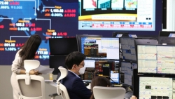 Số người giàu Hàn Quốc tăng mạnh nhờ cổ phiếu