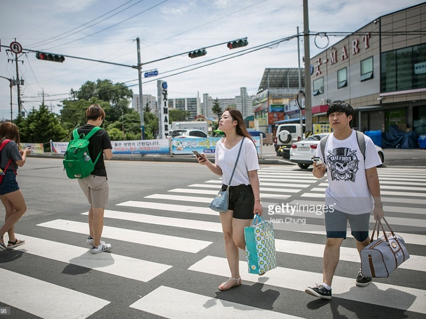 Học Nhật Bản, thanh niên Hàn Quốc cũng chuộng sống độc thân