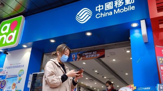 Mỹ hoãn kế hoạch hủy niêm yết 3 công ty Trung Quốc, cổ phiếu tăng như 'vũ bão'